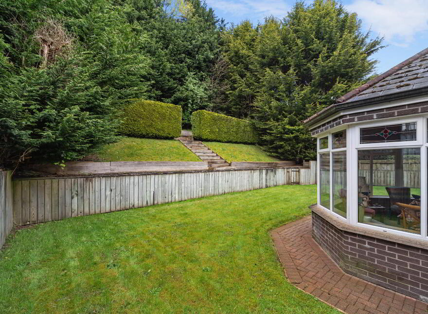 48 Dunmurry Lane, Dunmurry, Belfast, BT17 9JR