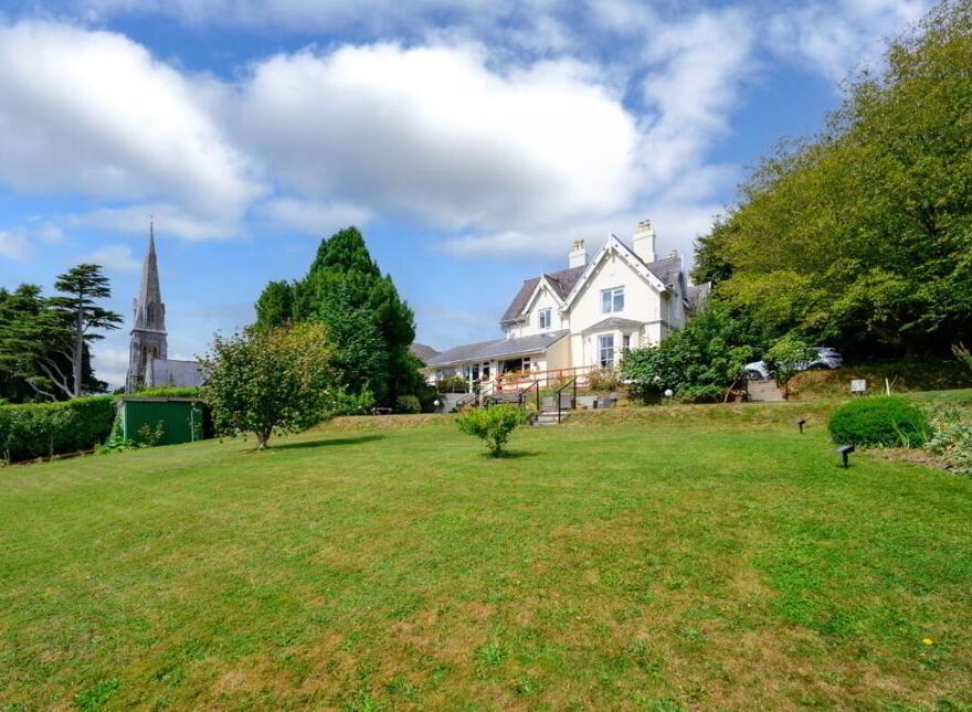 Robin Hill, Lake Road, Cobh, P24RY88