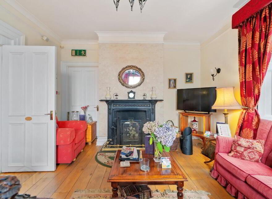 Robin Hill, Lake Road, Cobh, P24RY88
