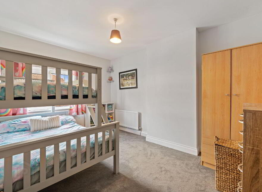 48 West Avenue, Park Gate, Frankfield, T12N5EV