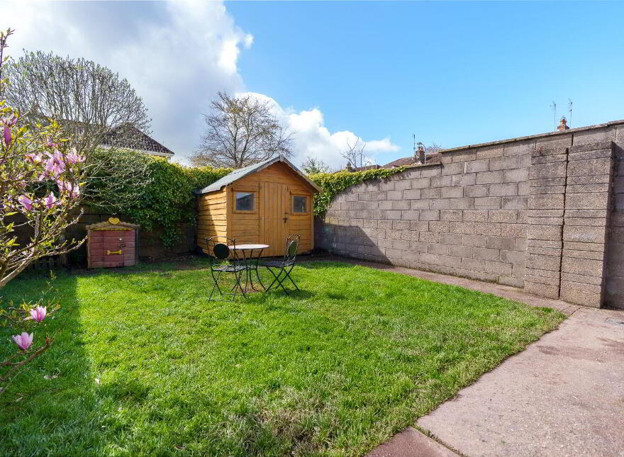 48 West Avenue, Park Gate, Frankfield, T12N5EV