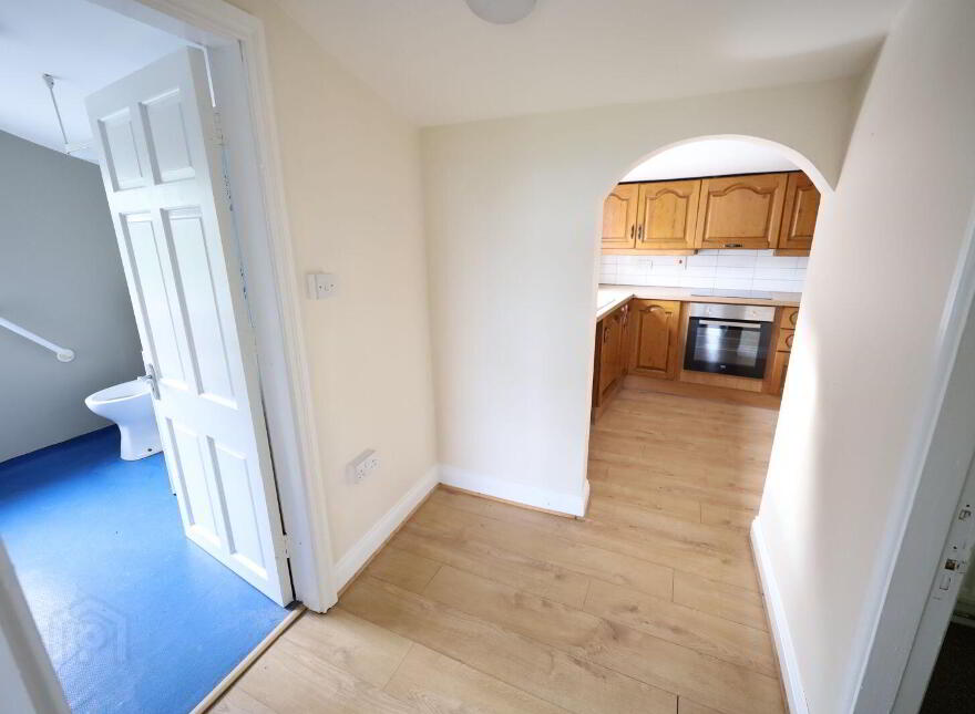 Innishowen, O'Regan's Field, Ballinluska, P43A443