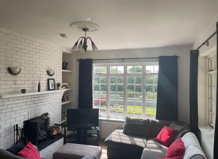 Strawhall, Fermoy, Fermoy, P61Y274