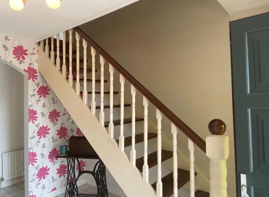 Strawhall, Fermoy, Fermoy, P61Y274