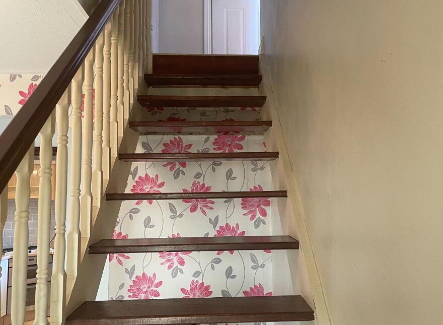 Strawhall, Fermoy, Fermoy, P61Y274
