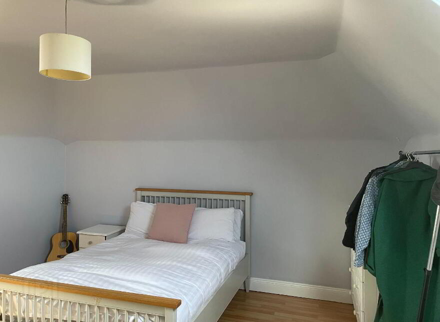 Strawhall, Fermoy, Fermoy, P61Y274