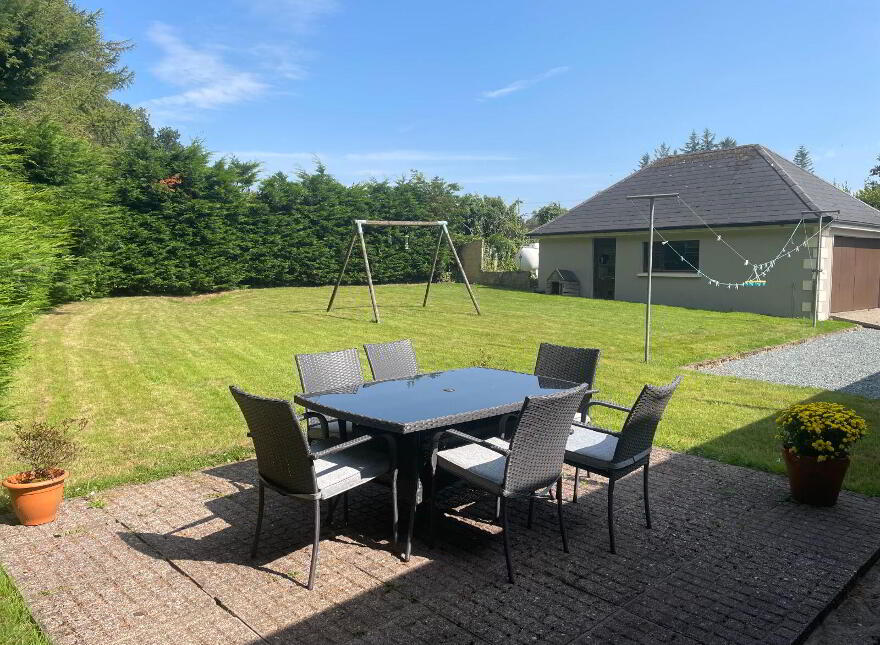 Strawhall, Fermoy, Fermoy, P61Y274