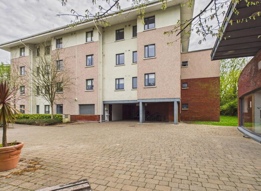Apartment 2 Block 4 Riverwalk, Inner Ring Road, Waterford City Centre, X91XY32