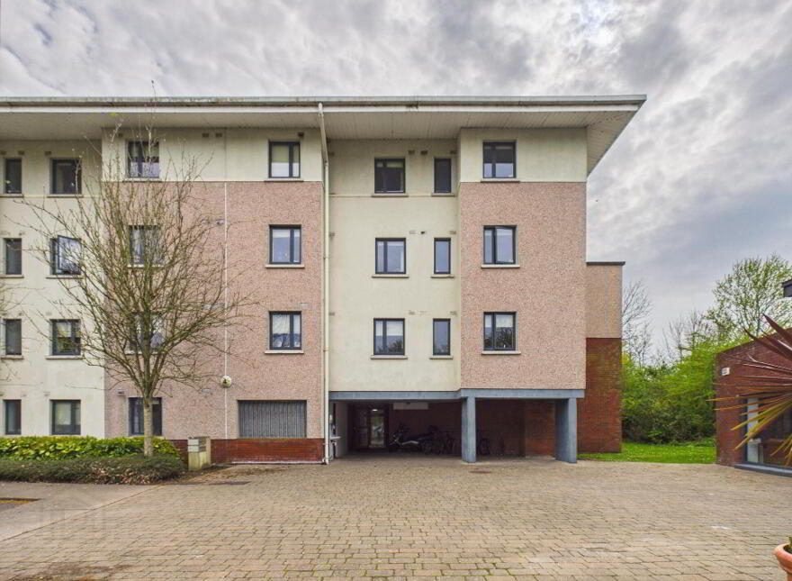 Apartment 2 Block 4 Riverwalk, Inner Ring Road, Waterford City Centre, X91XY32