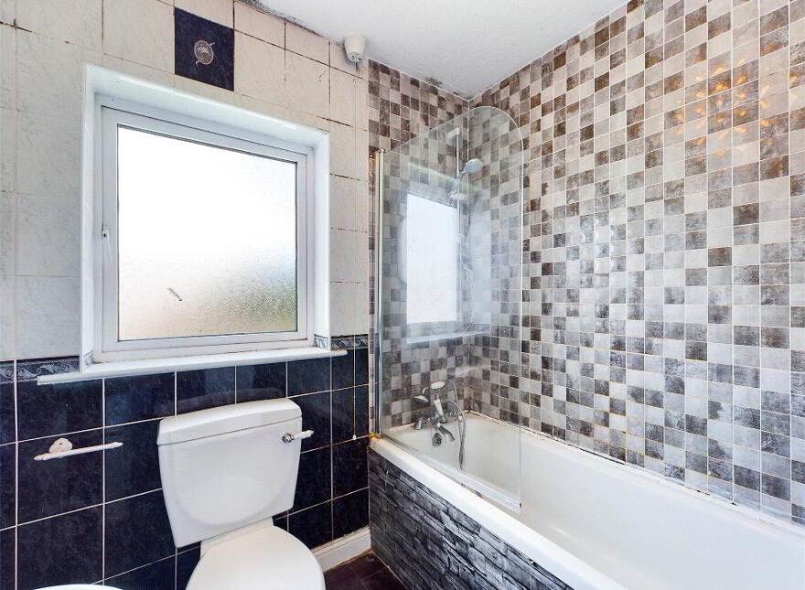 1 Cluain Dara, Monadreen, Thurles, E41DK12