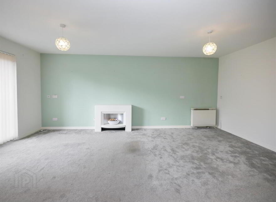20 Queensfort Court, Carryduff, Belfast, BT8 8NF