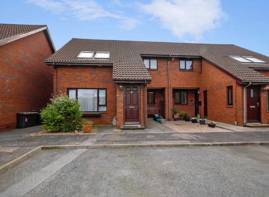 36 Drumkeen Court, Upper Galwally, Belfast, BT8 7TU