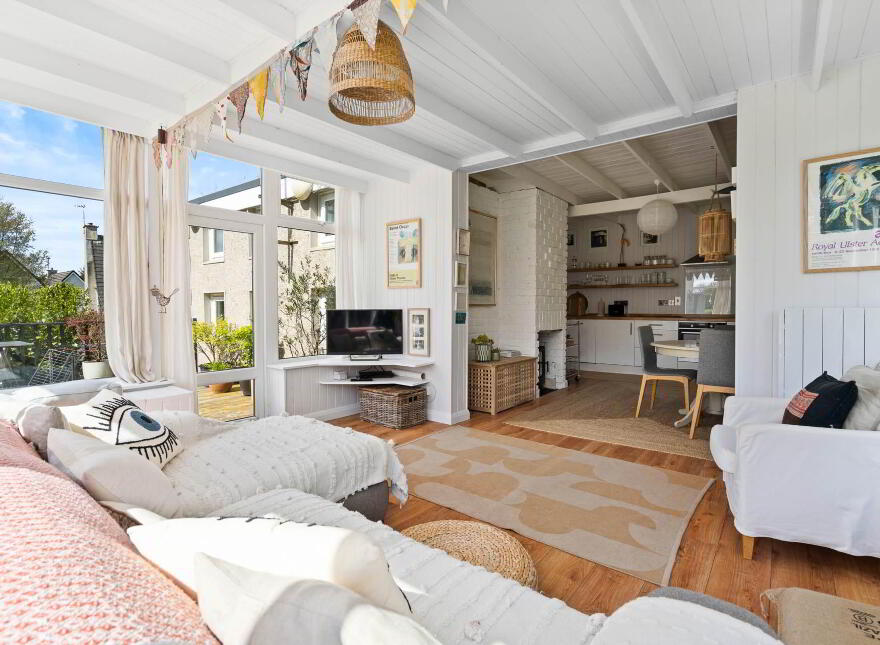 16 The Chalets, Rathmullan Cottages, Rathmullan, F92E2N2