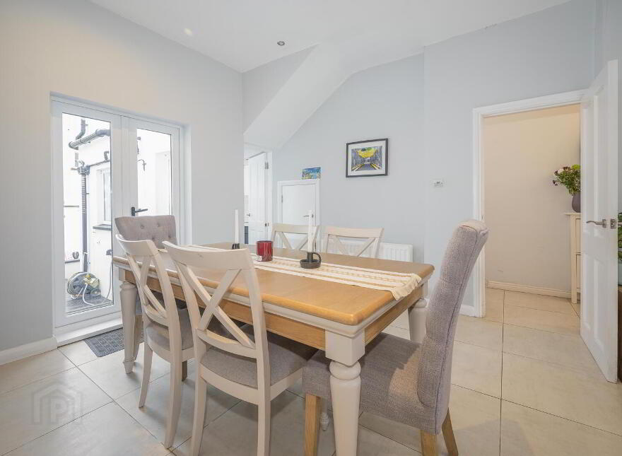 63 Upper Newtownards Road, Belfast, BT4 3HT