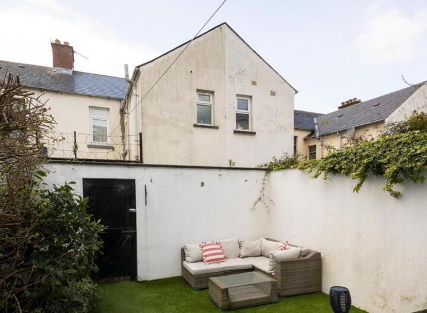 63 Upper Newtownards Road, Belfast, BT4 3HT