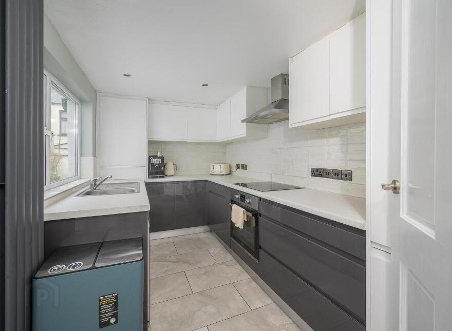 63 Upper Newtownards Road, Belfast, BT4 3HT