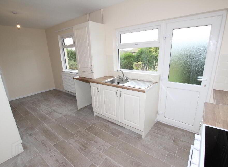 24 Avonlea Gardens, Newtownabbey, BT37 9AL