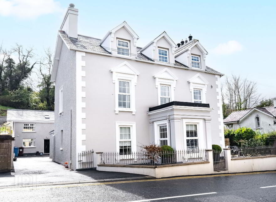 Unit 4, 3 Coast Road, Cushendall, BT44 0RU