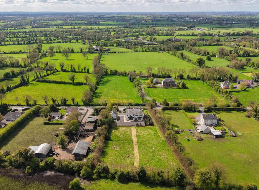 An Teach Buí, Rathmore, Athboy, C15T1W3
