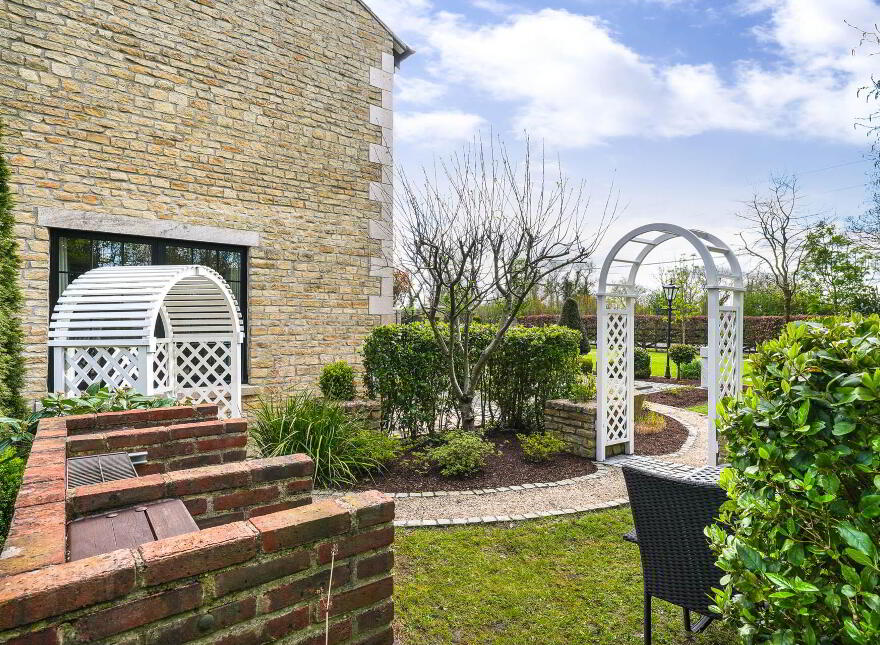 An Teach Buí, Rathmore, Athboy, C15T1W3