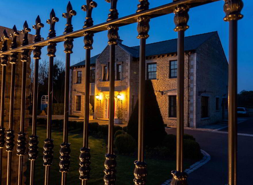 An Teach Buí, Rathmore, Athboy, C15T1W3