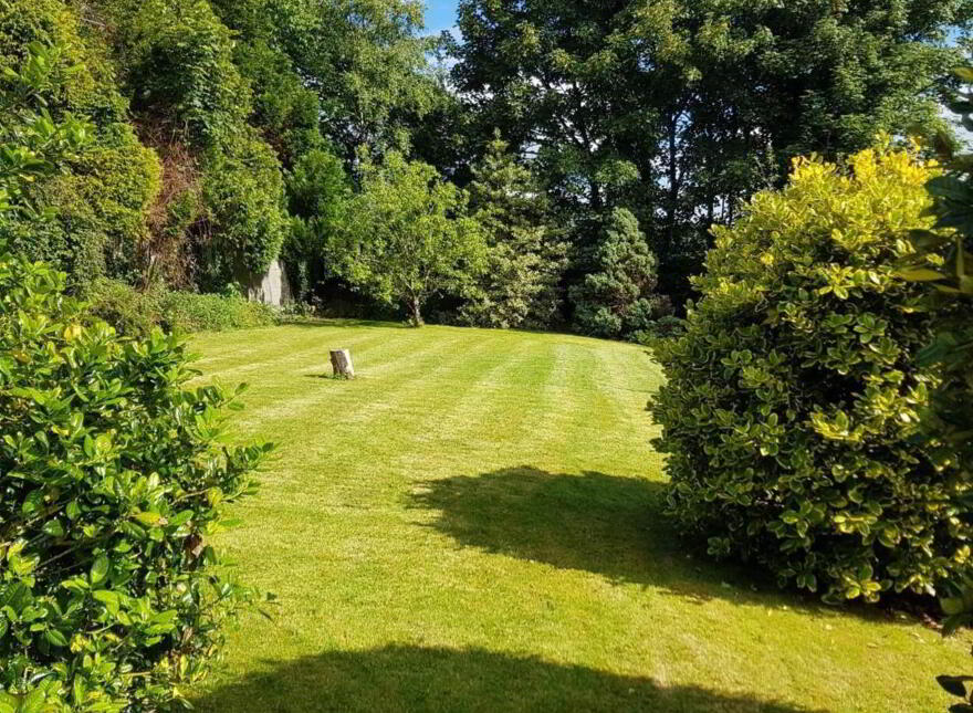 Avonlea, New Road, Roscrea, E53AW68