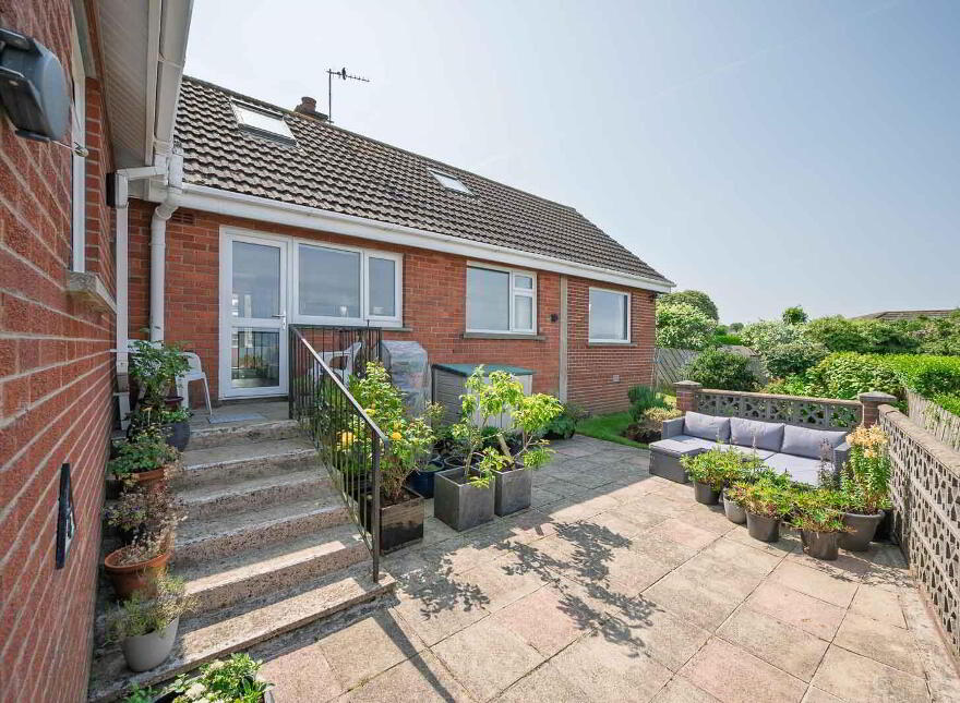 14 Craigdarragh Park East, Seahill, Holywood, BT18 0EB