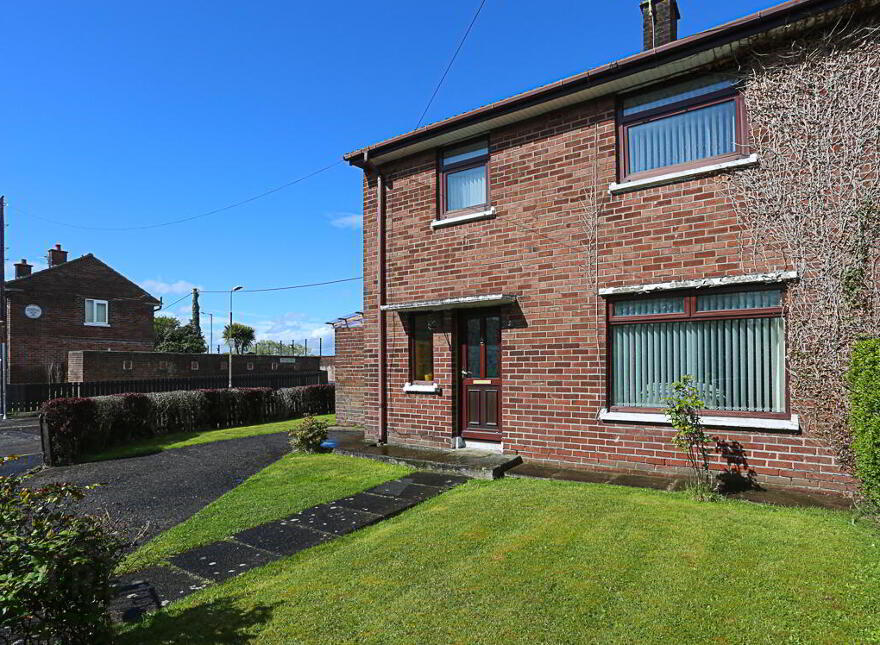 2 Knocknagoney Park, Belfast, BT4 2PU