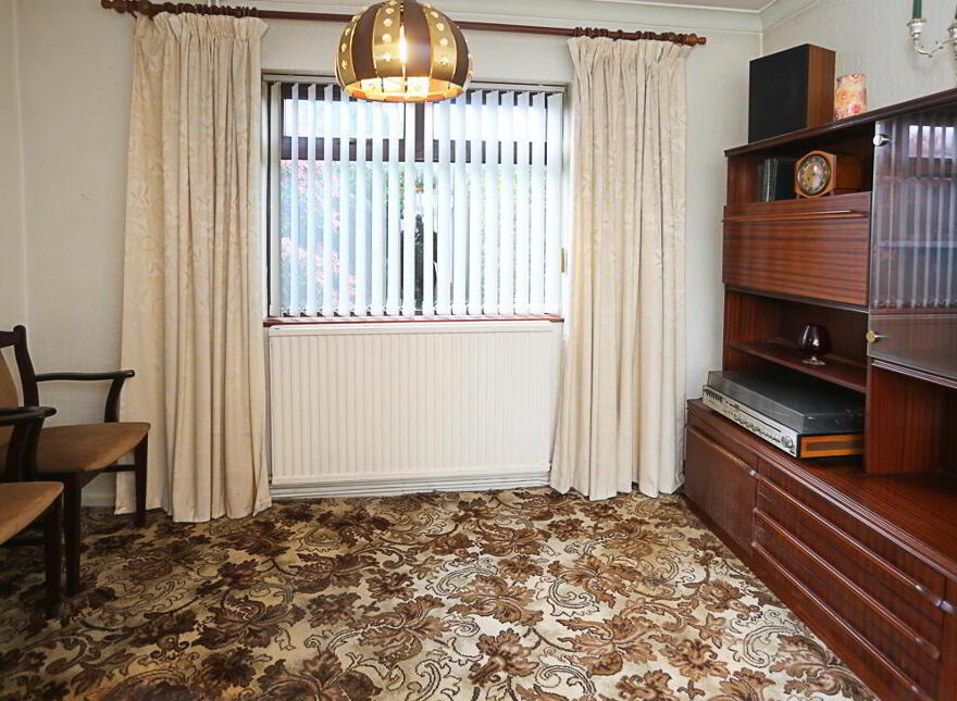 2 Knocknagoney Park, Belfast, BT4 2PU