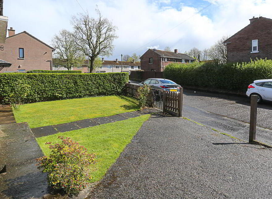 2 Knocknagoney Park, Belfast, BT4 2PU