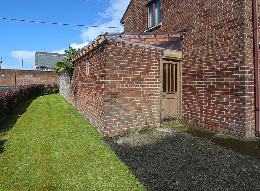 2 Knocknagoney Park, Belfast, BT4 2PU