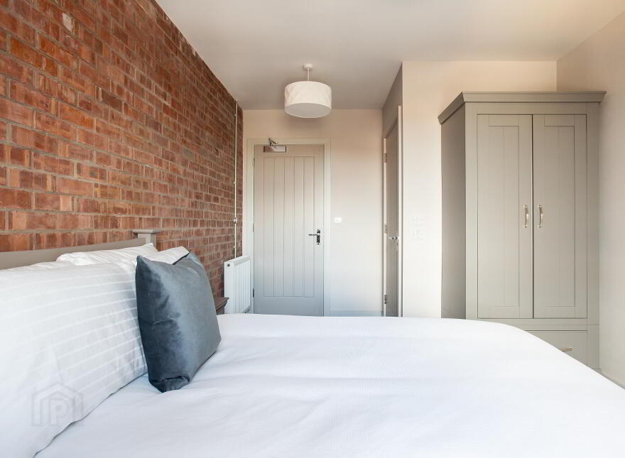 Apt 20 The Residence, 334 Ormeau Road, Belfast, BT7 2GE