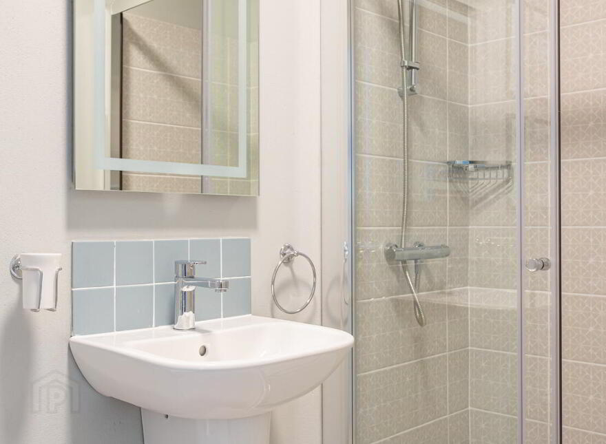 Apt 21 The Residence, 334 Ormeau Road, Belfast, BT7 2GE