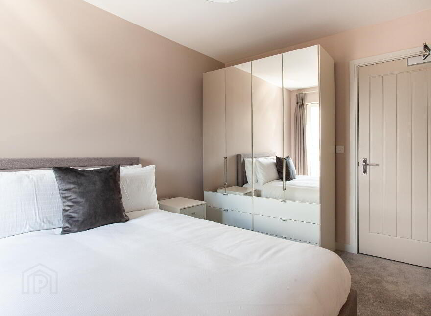 Apt 21 The Residence, 334 Ormeau Road, Belfast, BT7 2GE