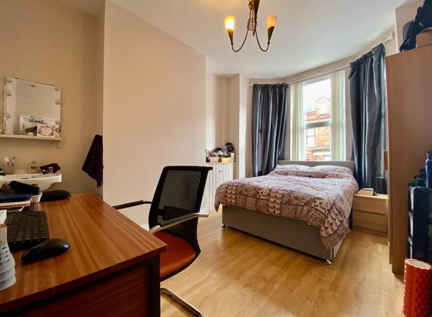 14 Stranmillis Gardens, Belfast, BT9 5AS
