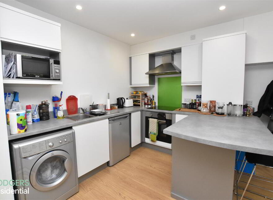 Apt 2, 104 Eglantine Avenue, Belfast, BT9 6EU