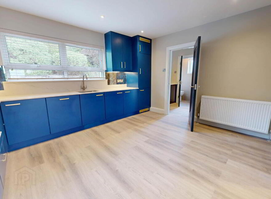24 Silverhill Park, Enniskillen, BT74 5PU