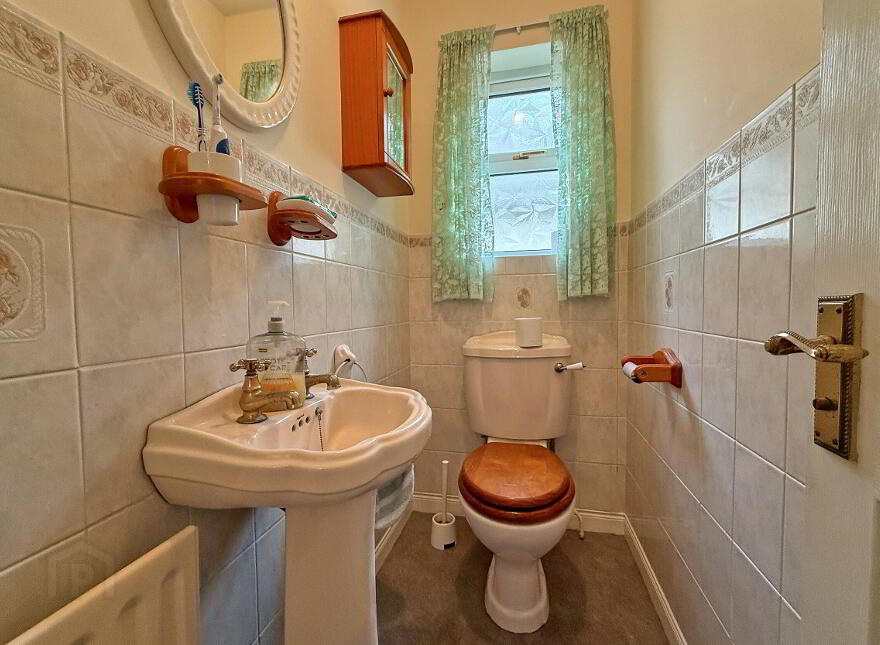 18 Magheramenagh Gardens, Portrush, BT56 8SU