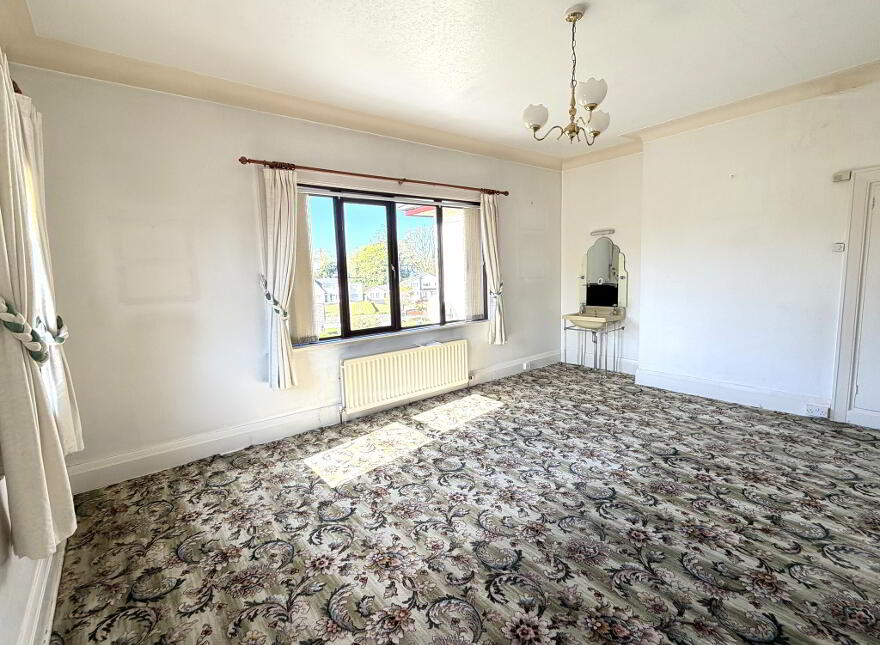 14 Tullyglass Park, Ballymena, BT42 1HH