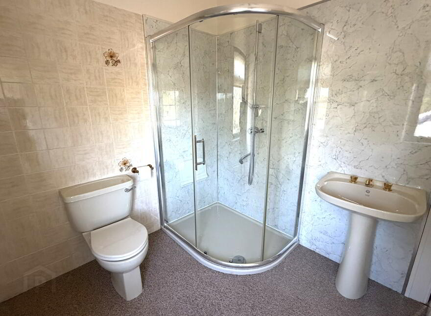14 Tullyglass Park, Ballymena, BT42 1HH