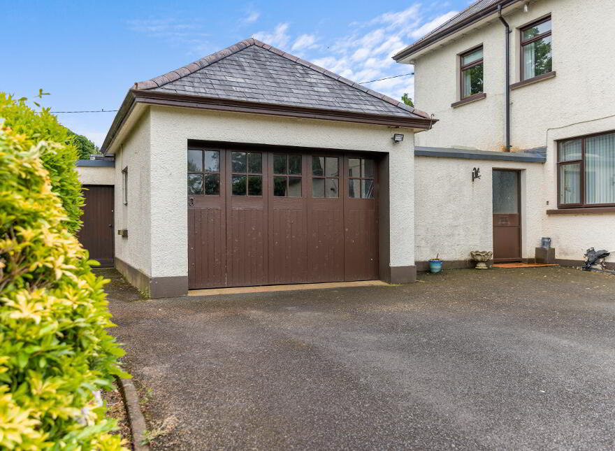 14 Tullyglass Park, Ballymena, BT42 1HH