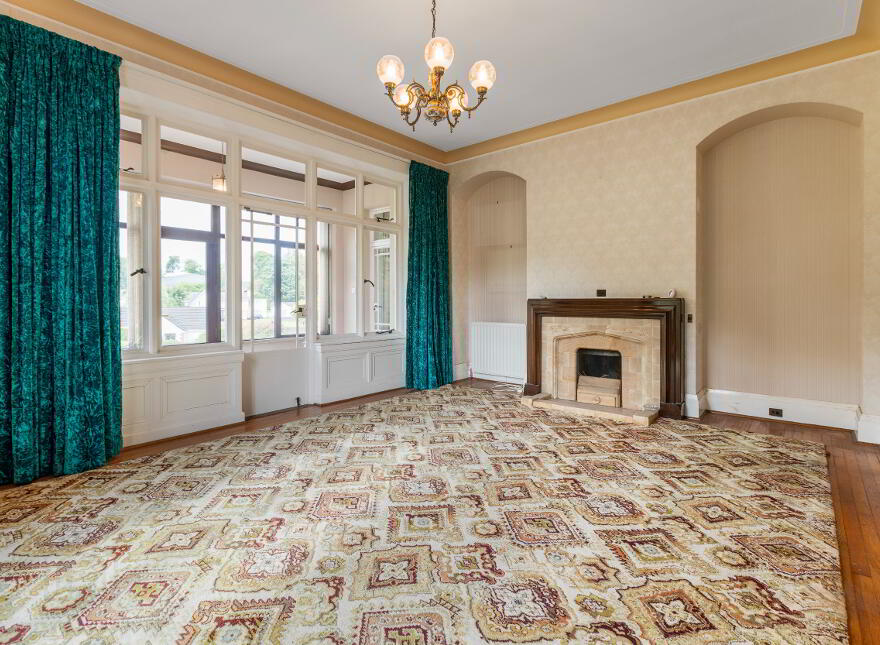 14 Tullyglass Park, Ballymena, BT42 1HH