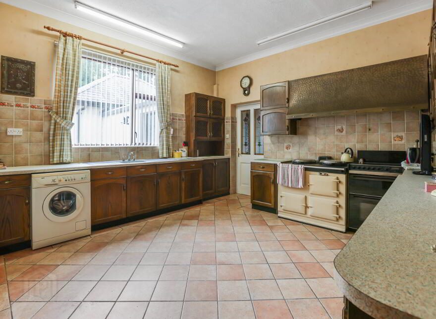 14 Tullyglass Park, Ballymena, BT42 1HH