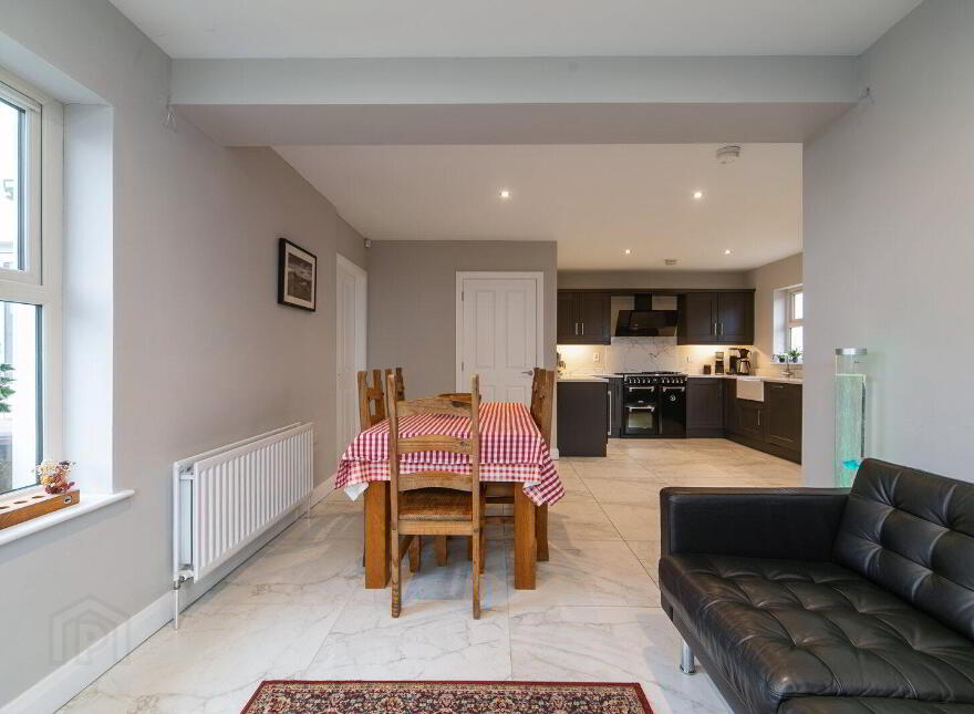 135 Black Quarter Meadow, Carryduff, Belfast, BT8 8GF