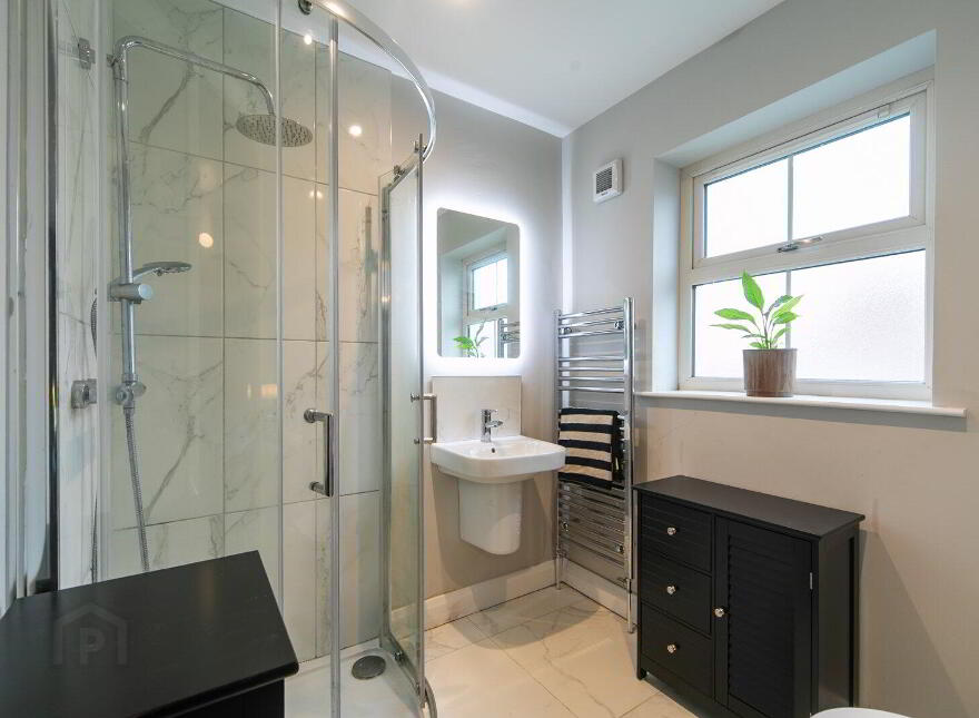 135 Black Quarter Meadow, Carryduff, Belfast, BT8 8GF