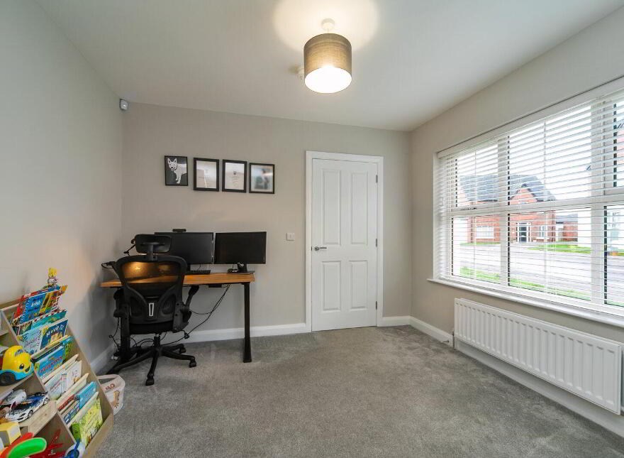 135 Black Quarter Meadow, Carryduff, Belfast, BT8 8GF