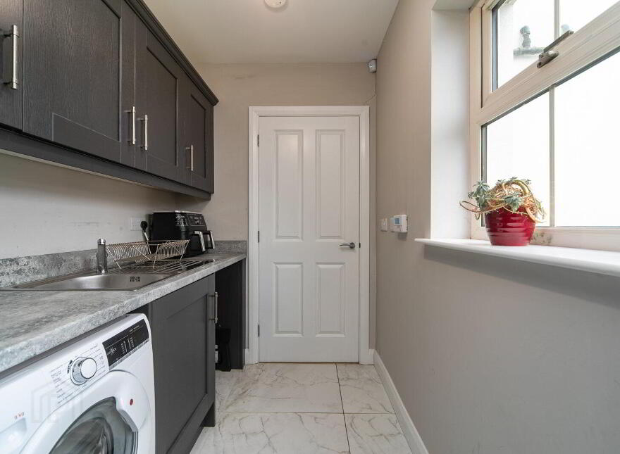 135 Black Quarter Meadow, Carryduff, Belfast, BT8 8GF