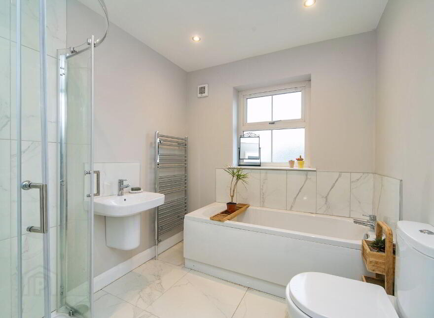 135 Black Quarter Meadow, Carryduff, Belfast, BT8 8GF