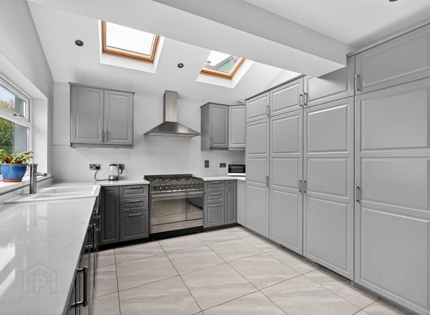 17 Jordanstown Road, Jordanstown, Newtownabbey, BT37 0QD