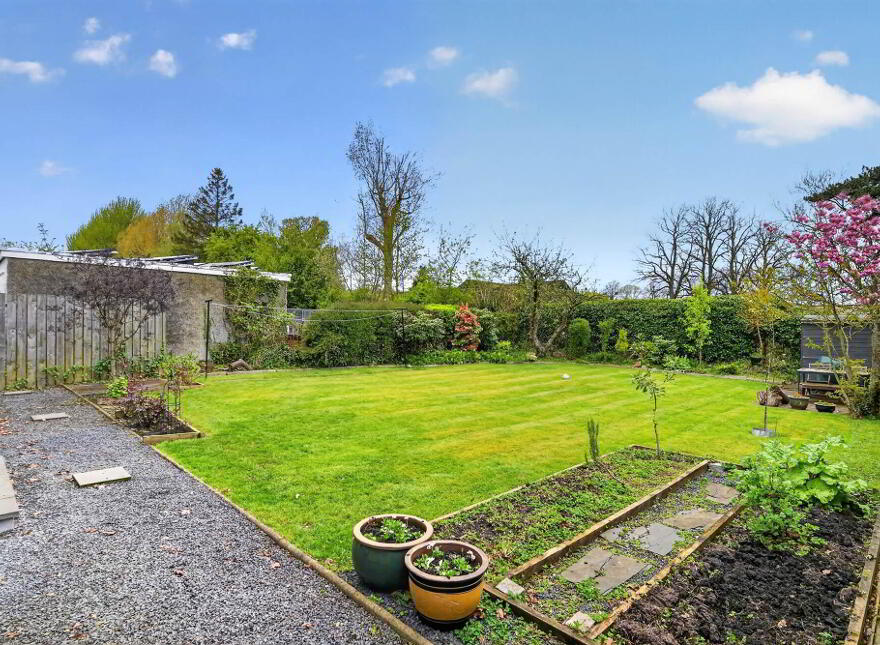 17 Jordanstown Road, Jordanstown, Newtownabbey, BT37 0QD